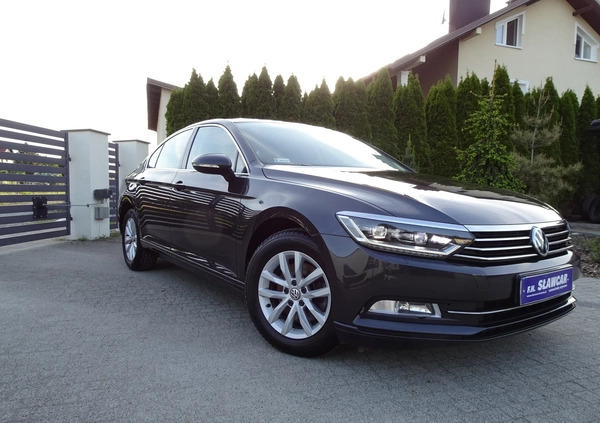 Volkswagen Passat cena 67800 przebieg: 163000, rok produkcji 2019 z Połaniec małe 667